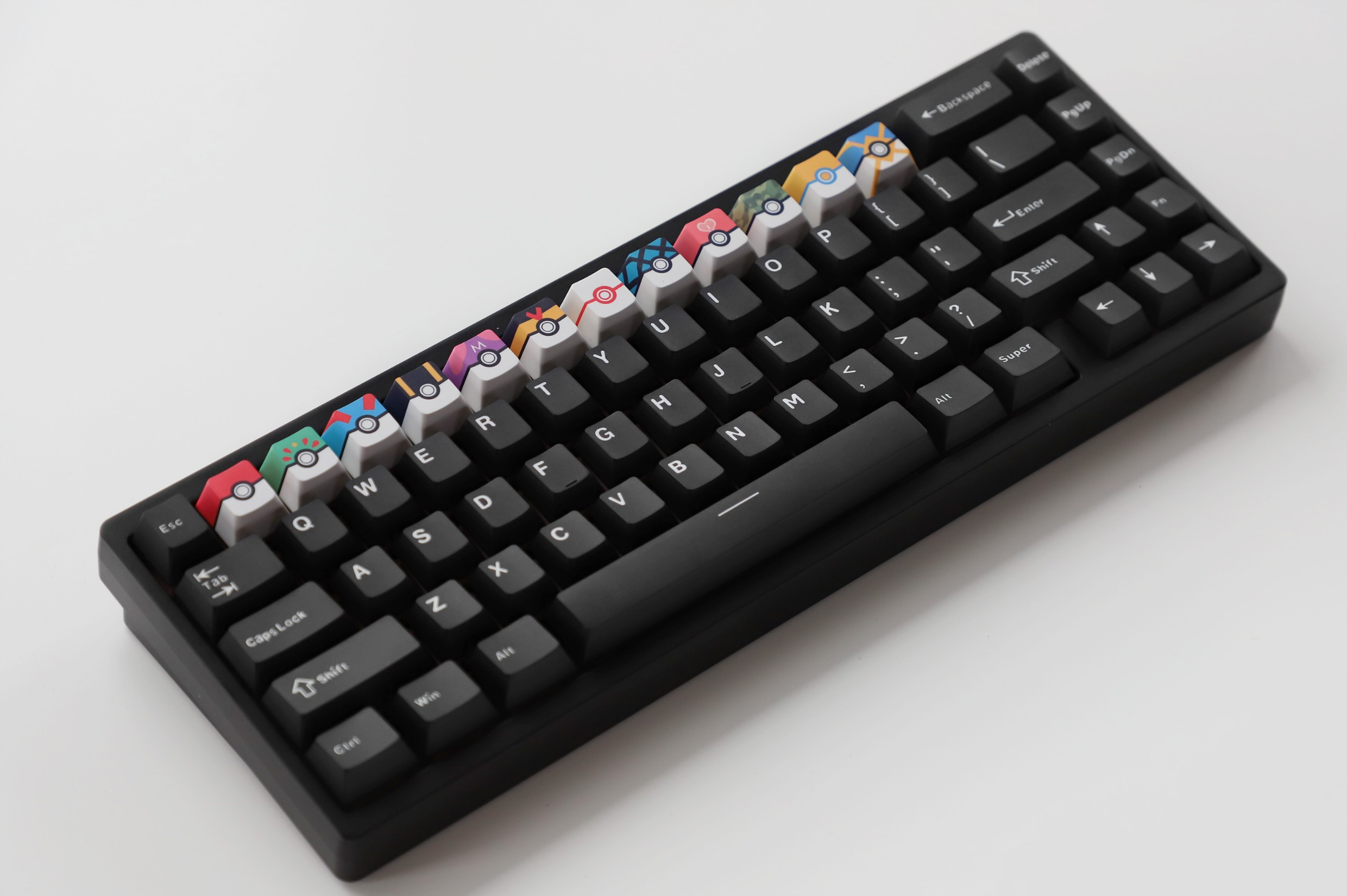 Pokéball Keycap Bundel (4 Pokéballs) - Afbeelding 3