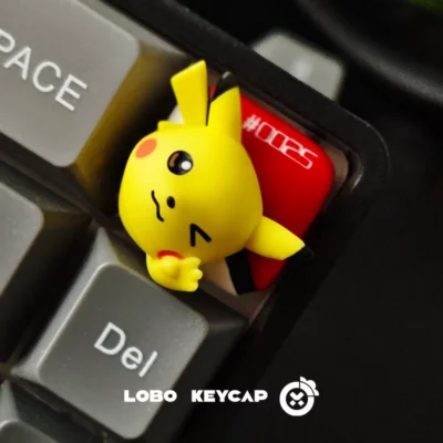 Pokémon Pokéball Artisan Keycap (Pikachu)